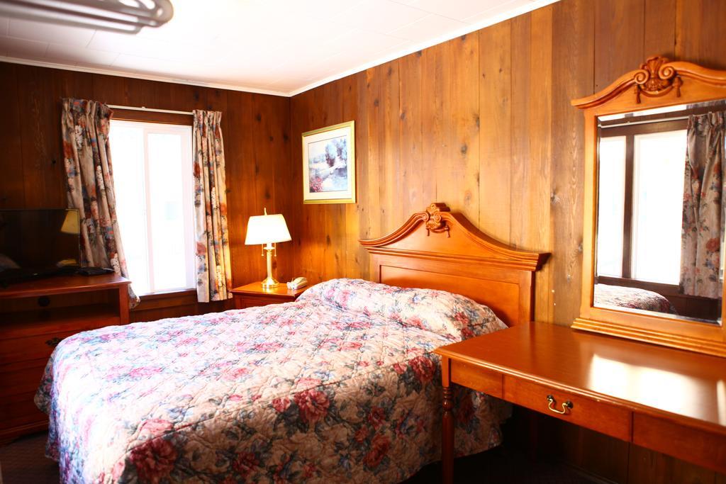 Swiss Chalets Motel Hope Extérieur photo