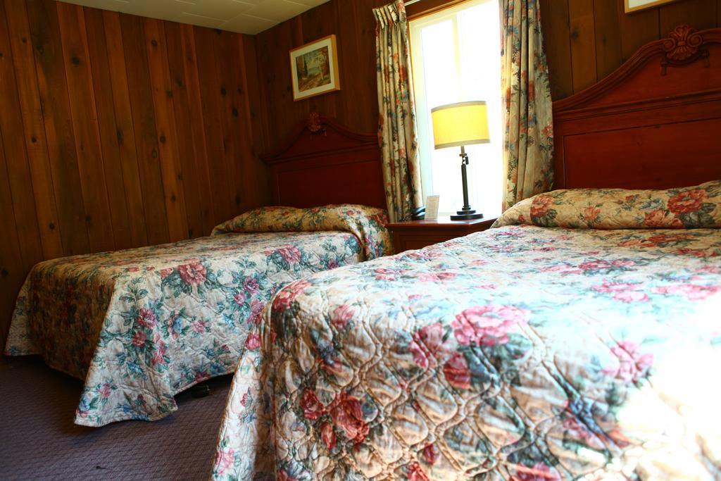 Swiss Chalets Motel Hope Extérieur photo